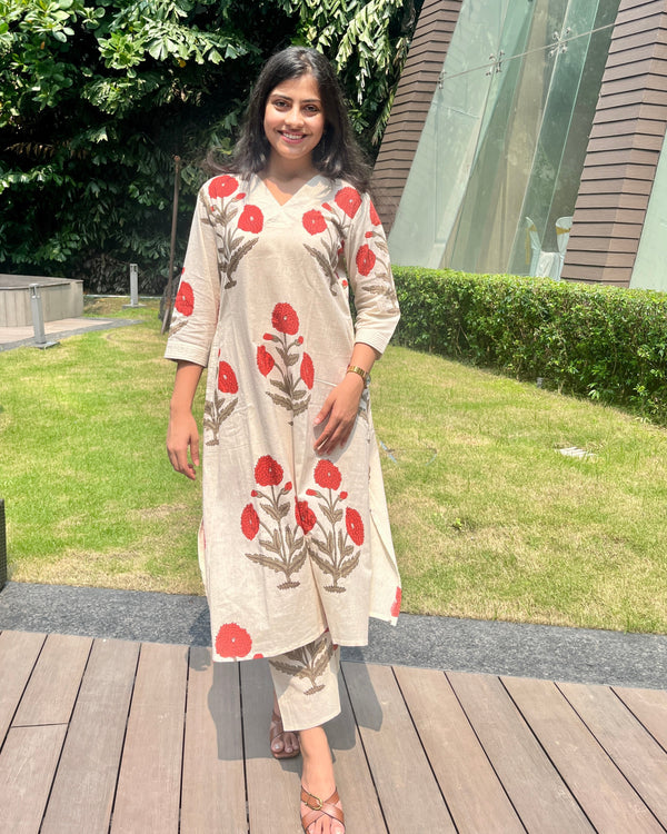 BLOOM A-Line 2 piece Kurta Set with Pockets
