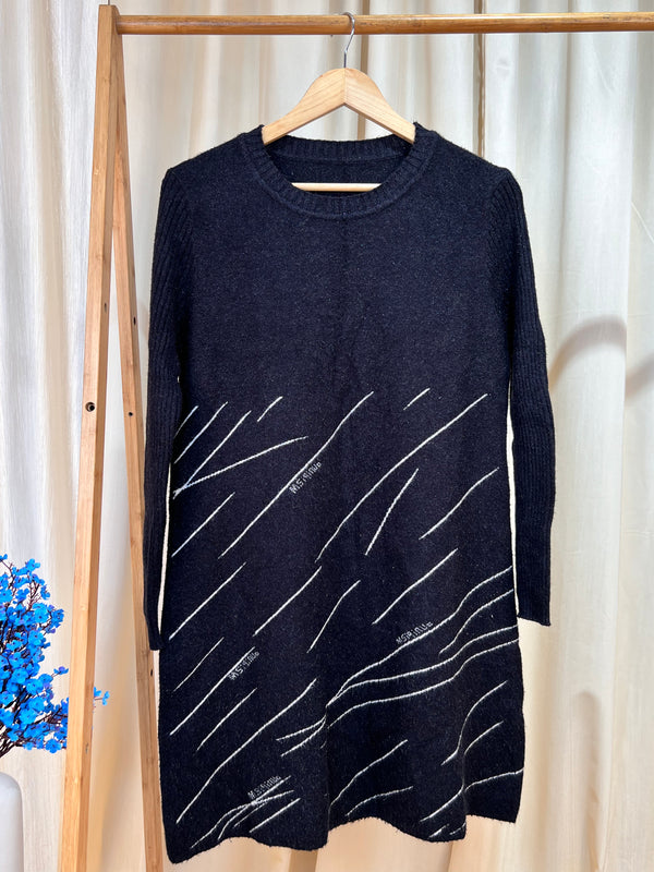 Black Abstract Straight-Fit Dress