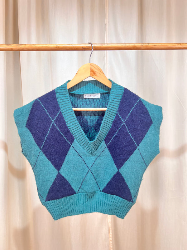 Trendy Cross-Checked V-Neck Sweater-Vest