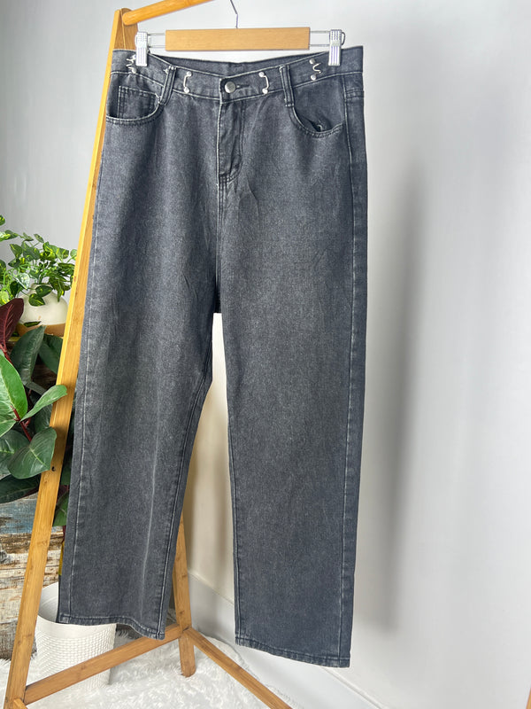 Ultra-High-Rise Straight-Fit Jeans