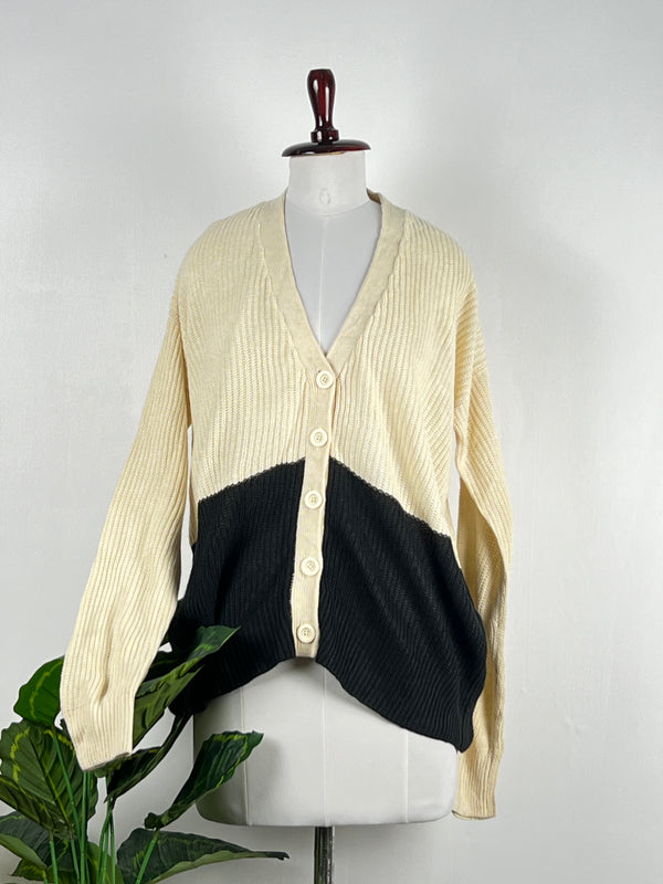 Classic V-Neck Multicolor Cardigan