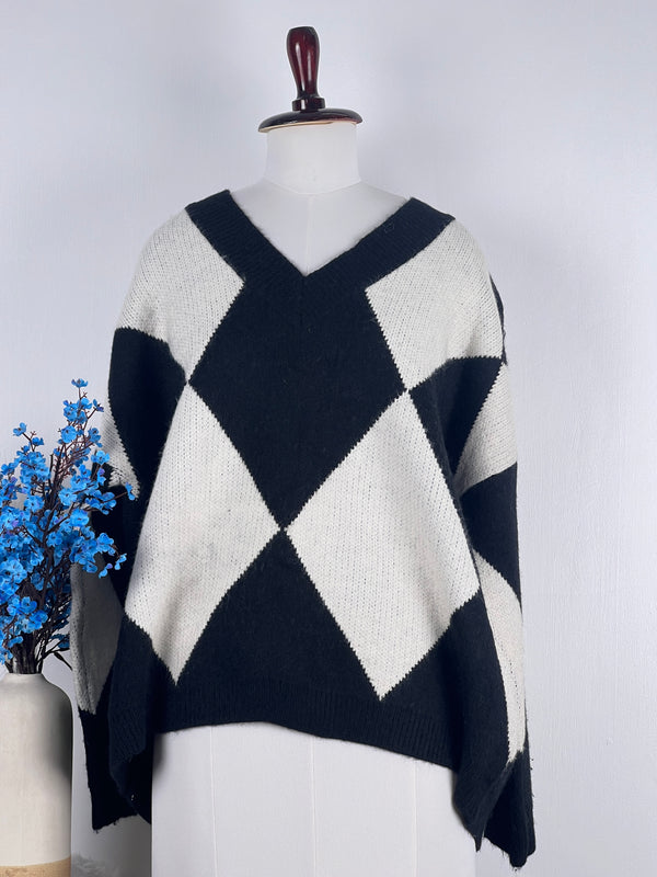 V-Neck Multicolor Baggy-Fit Sweater