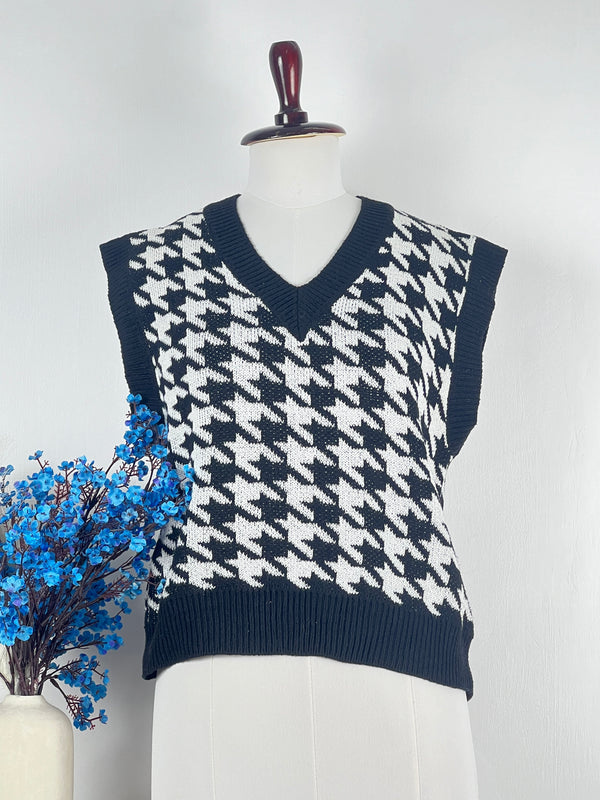 V-Neck Black Sweater-Vest