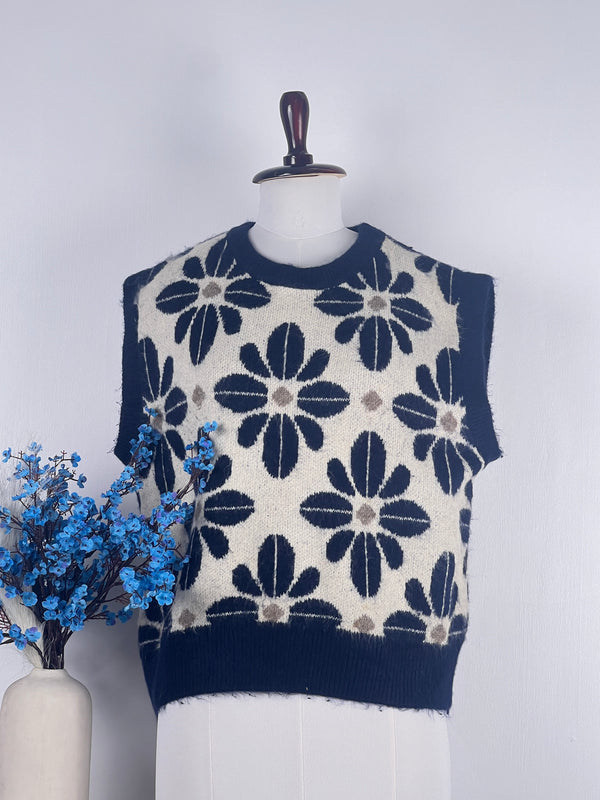 Round-Neck Blue Sweater-Vest